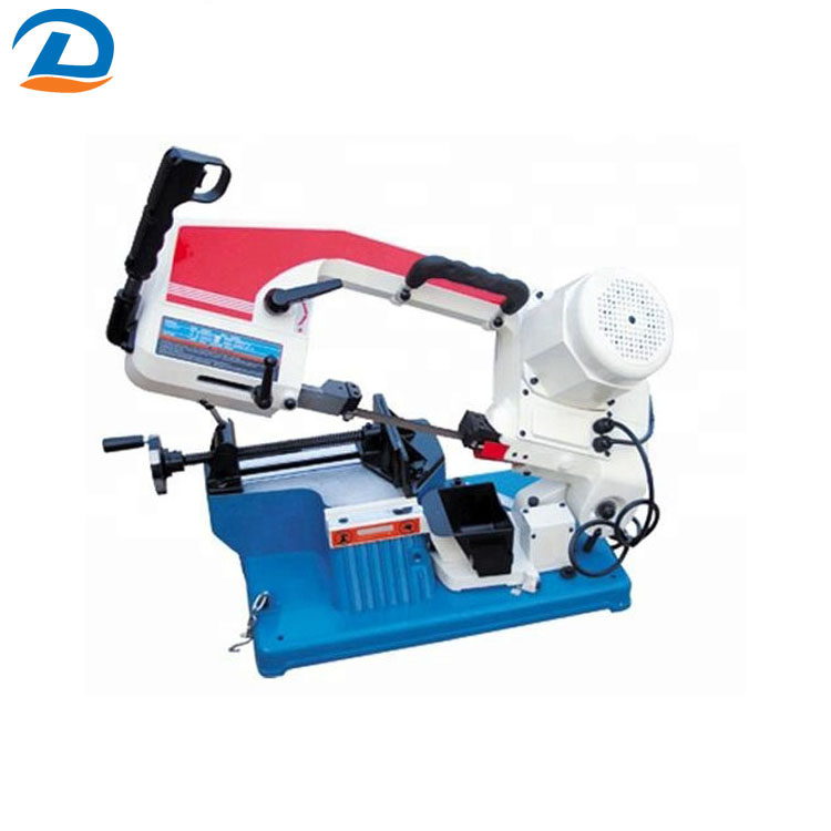 Metal-Cutting-Band-Saw-Machine-DS712-Band-Sawing-Machine-4.jpg